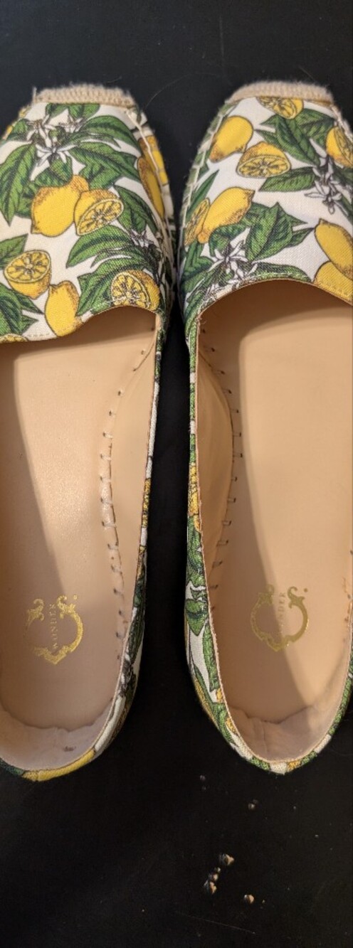 C Wonder Lemon Espadrilles Size 10